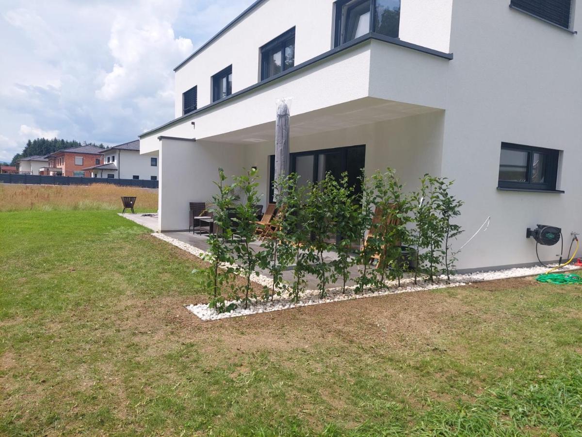 Pr Apartment Lenzing Exterior foto